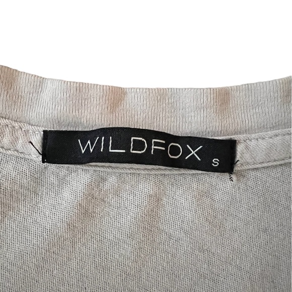 Wildfox Light Gray Pink Heart V Neck Tee Shirt Size Small - Picture 5 of 9